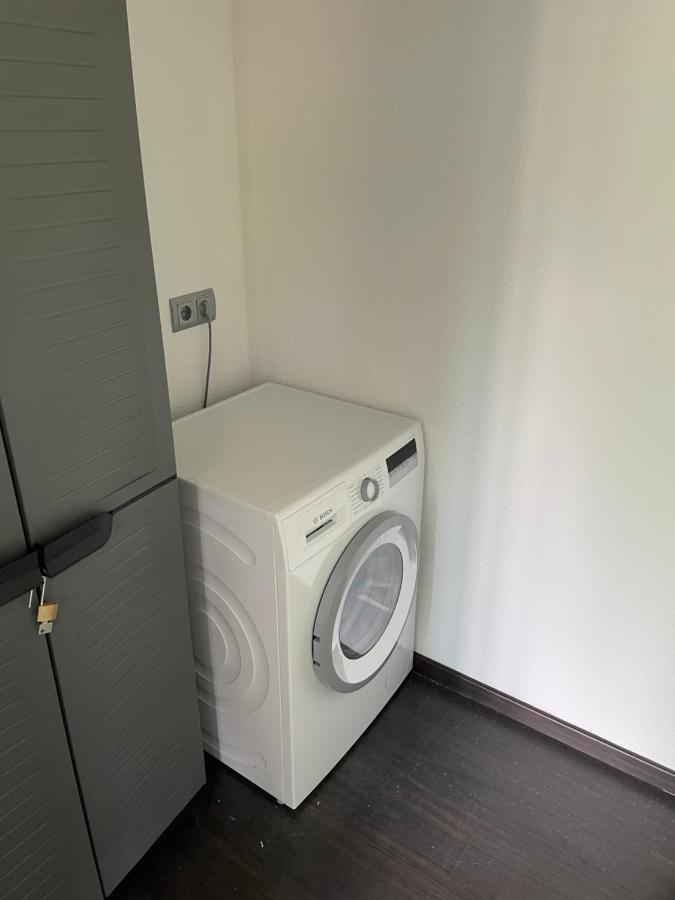 Airport Apartment Fuer 4 - Smart Tv - Kueche - Echarger Hamburk Exteriér fotografie