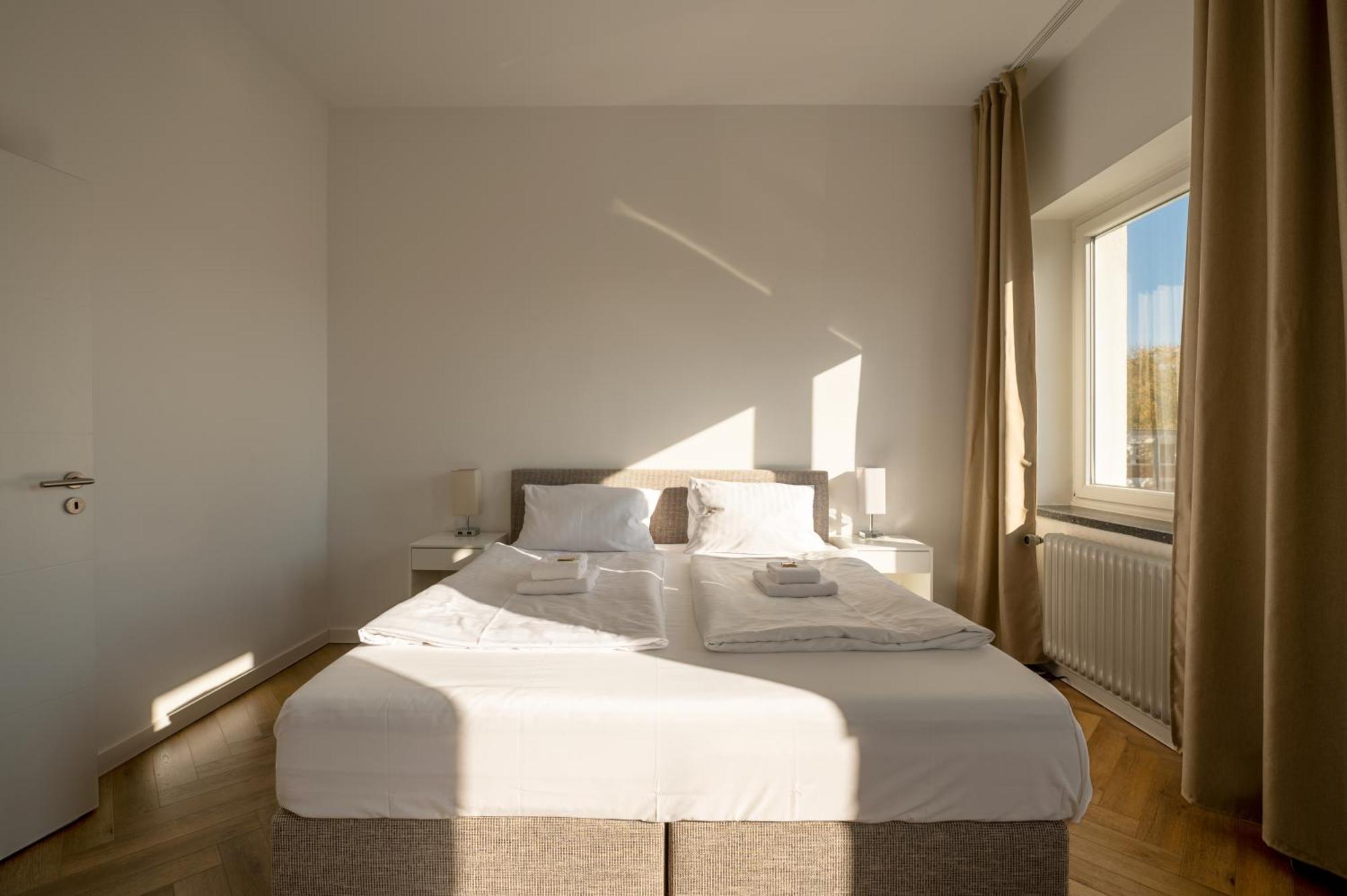 Airport Apartment Fuer 4 - Smart Tv - Kueche - Echarger Hamburk Exteriér fotografie